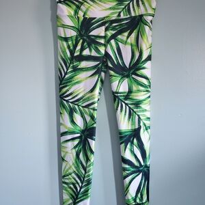 Tropical Green Leaf Print Leggings